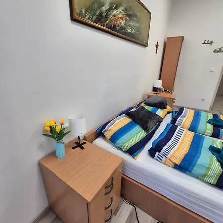 Safari Apartment *